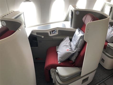 Cheap Business Class Flights to Hong Kong .